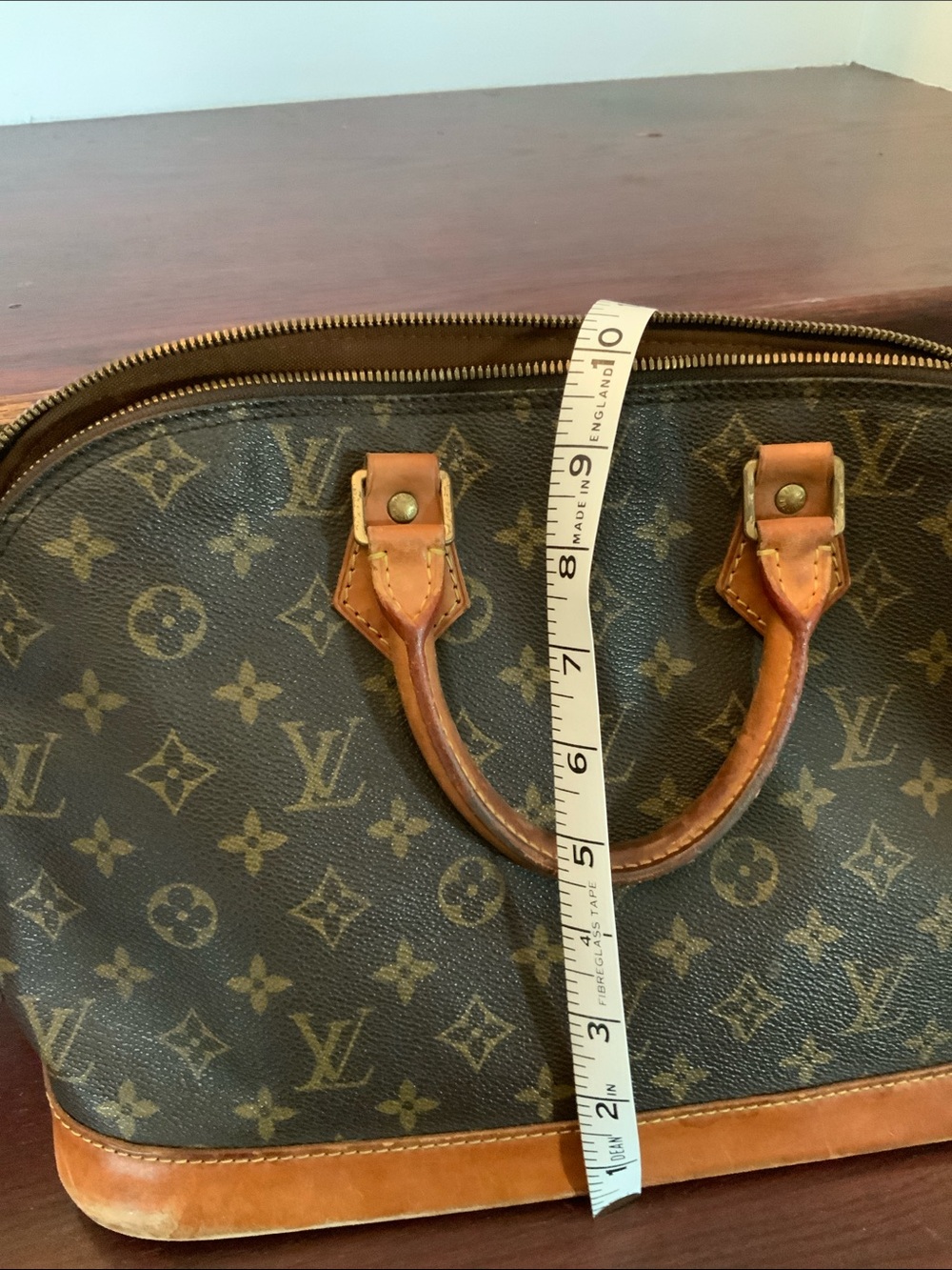 Louis Vuitton Alma Purse - Picture 14 of 14